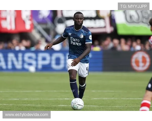 塔普索巴近期防守失误分析：状态波动是否影响稳定性